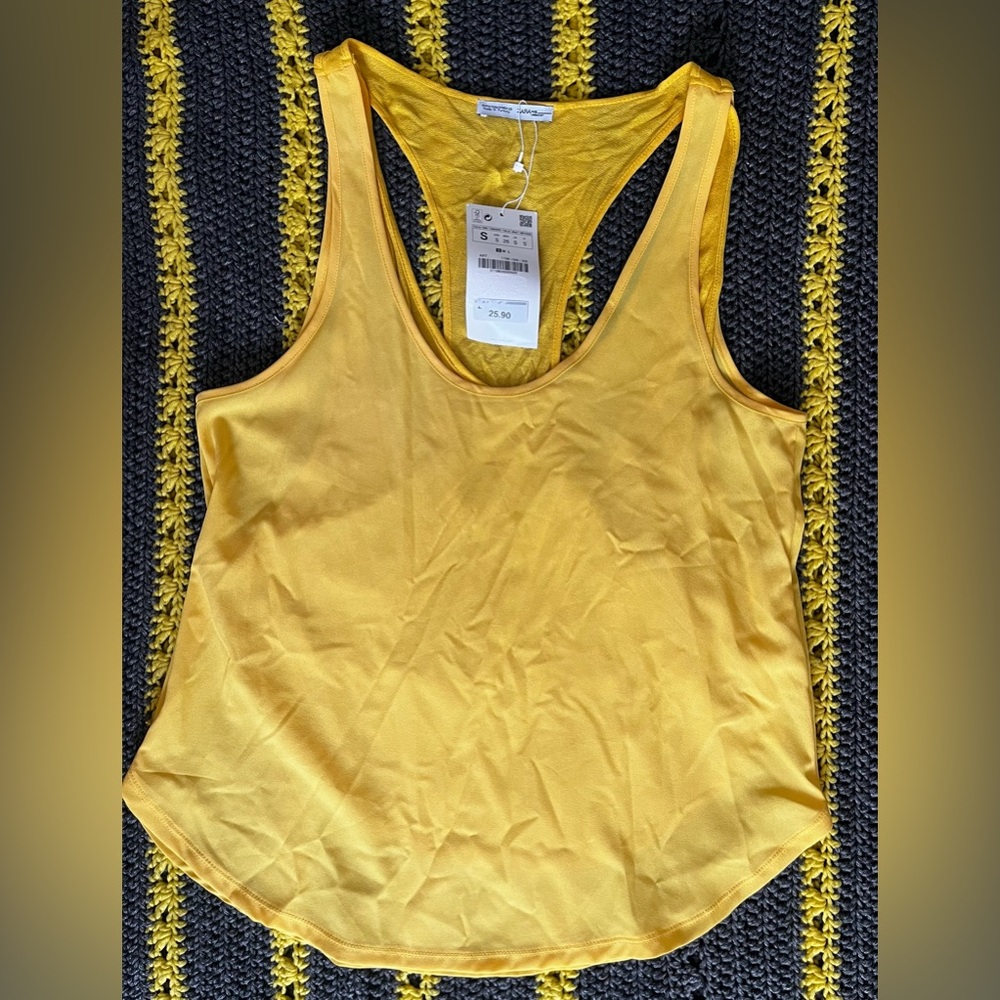 NWT Zara women’s yellow Tank Top size Small